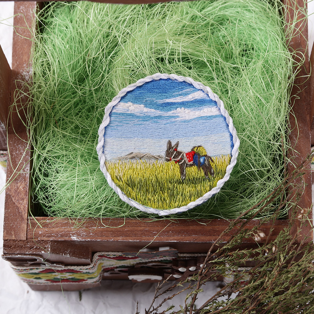Embroidery kits PANNA Living Picture JK-2184 Donkey on Prairie Brooch 