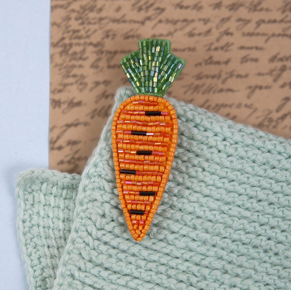 Embroidery kits PANNA 10-015 Brooch. Carrot 